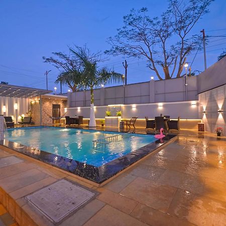 Azure Retreat Villa By Tropicana Stays Лонавала Экстерьер фото